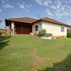 Ebenerdiges Wohnen im Grünen: Bungalow in Amberg-Fuchsstein - 329.000€