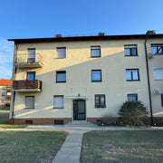 Helle 2-Zimmer-Wohnung mit Balkon und Garage - 98.000€