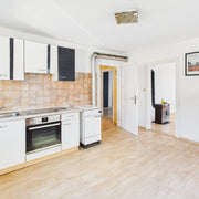 Helle 2-Zimmer-Wohnung mit Balkon und Garage - 98.000€