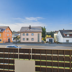 Helle 2-Zimmer-Wohnung mit Balkon und Garage - 98.000€