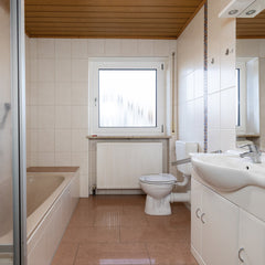 Großzügiges Zweifamilienhaus mit PV-Anlage und viel Platz in Schwarzach bei Nabburg - 419.000€