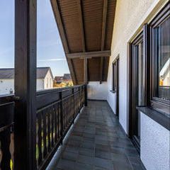 Großzügiges Zweifamilienhaus mit PV-Anlage und viel Platz in Schwarzach bei Nabburg - 419.000€
